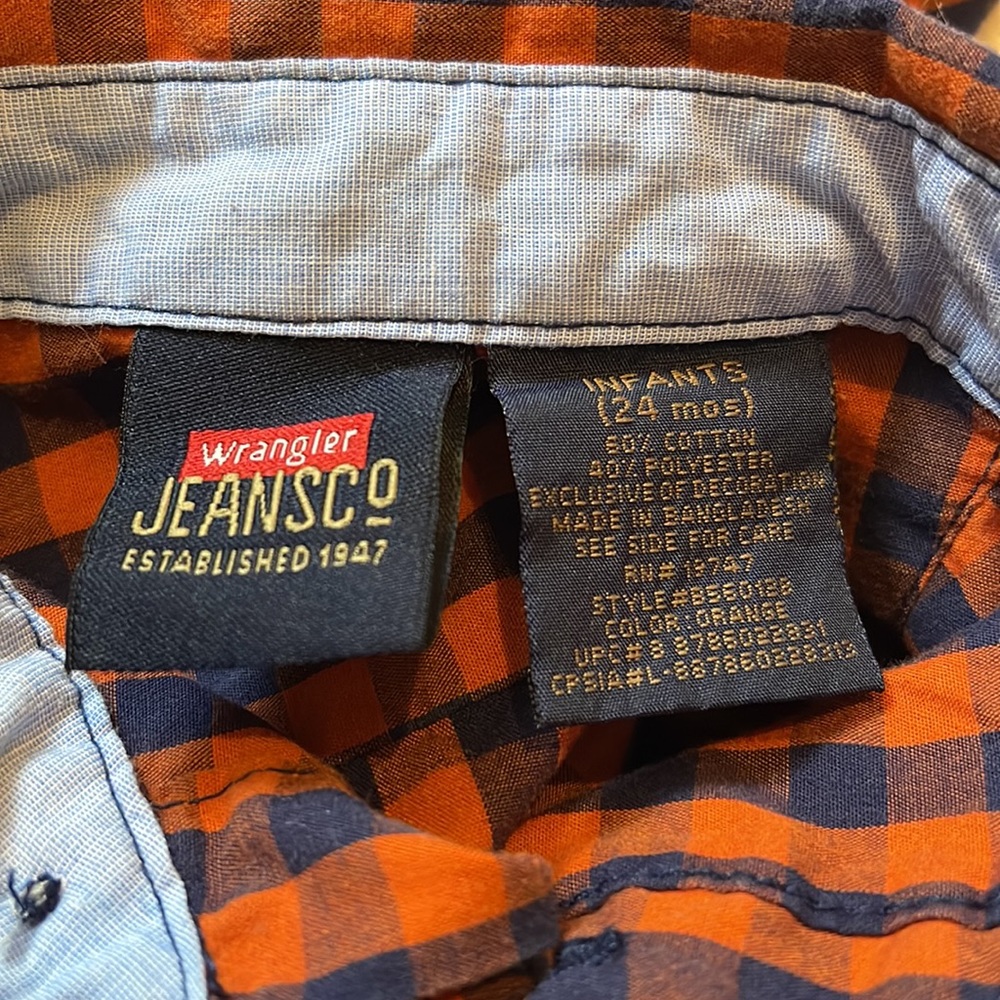 Shirt - Picture 4 of 4